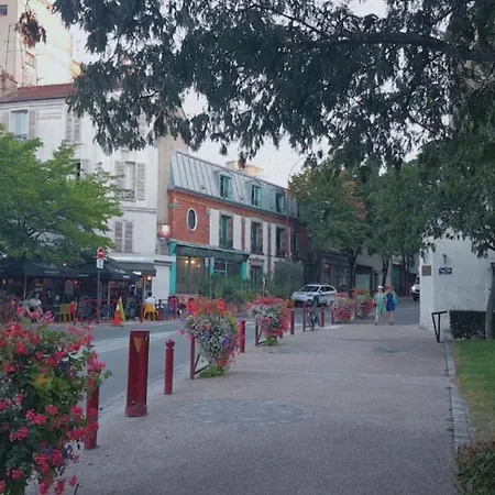 Apartament Loft Duplex A 2 Min De Paris - Parking Gratuit