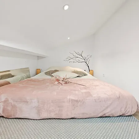 Apartament Loft Duplex A 2 Min De Paris - Parking Gratuit