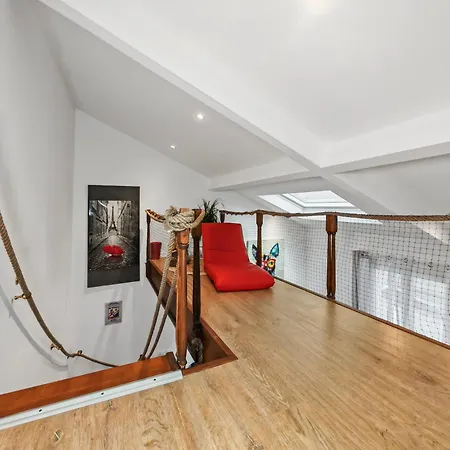 Apartment Loft Duplex A 2 Min De Paris - Parking Gratuit
