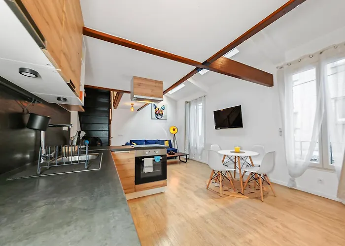 Loft Duplex à 2 Min De Paris - Parking Gratuit