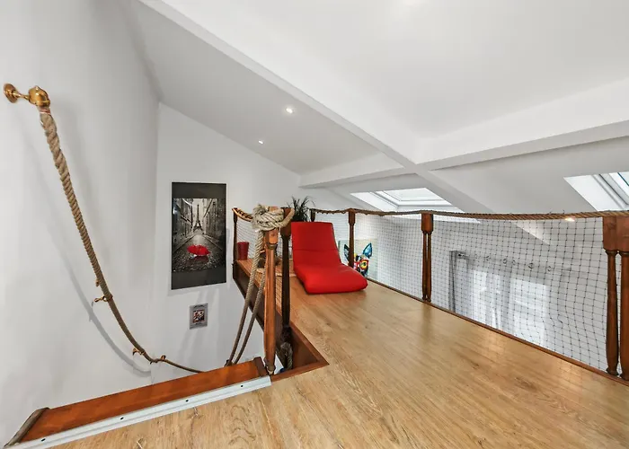 Apartament Loft Duplex A 2 Min De Paris - Parking Gratuit